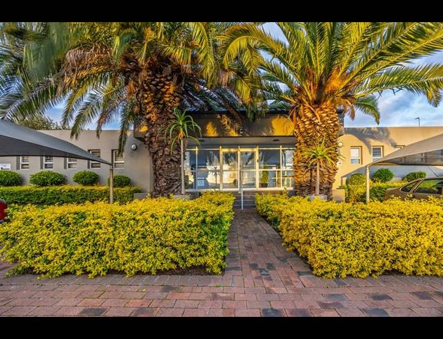 1 BEDROOM APARTMENT FOR SALE IN KENRIDGE